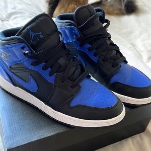Nike Jordan 1 Mid black royal blue (GS) size 5 youth